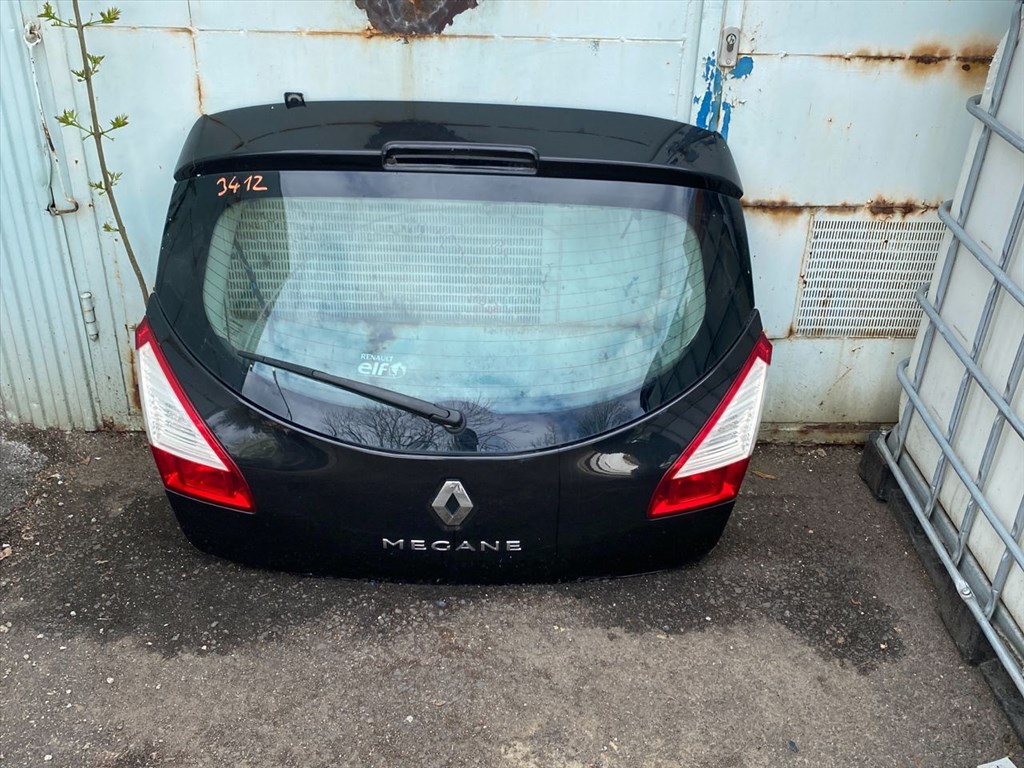 RENAULT MEGANE III Ferdehátú BZ0_ Csomagtérajtó (Részeivel) 1. kép