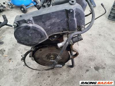 Volkswagen Transporter T4 Motor (Fűzött blokk hengerfejjel) AUF 050