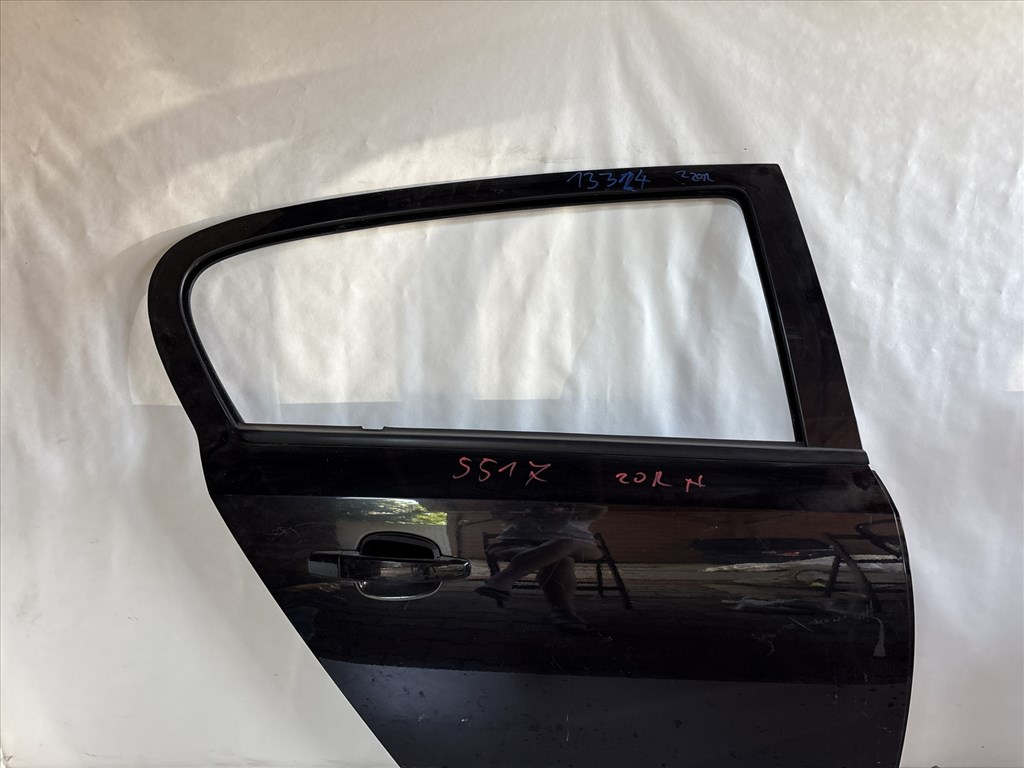 13324 Opel H astra Jobb hátsó Ajtó Fekete Z20r 5 ajtós 3. kép