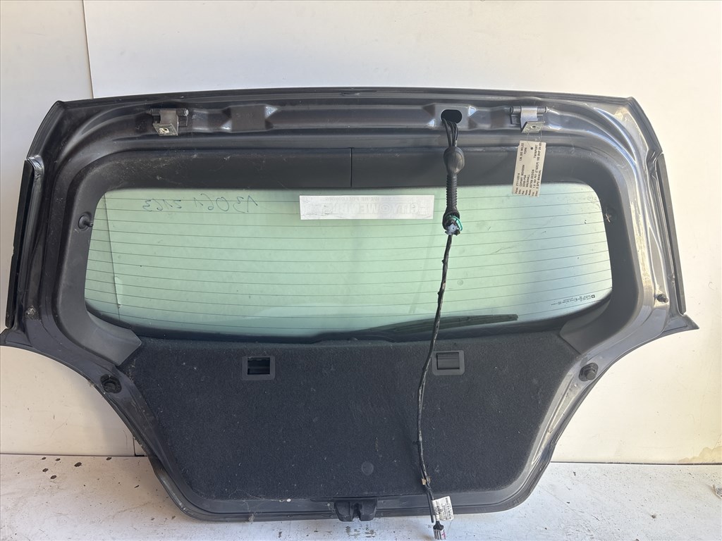 13061 Opel Astra H Csomagtérajtó Z163 Ezüst 5 ajtós 5. kép