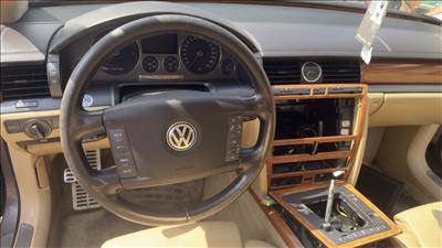 -20% AKCIÓ MINDENBŐL 09.07-ig! Volkswagen Phaeton komplett belseje eladó