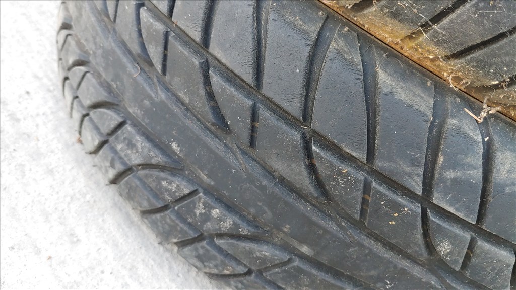  195/60R15" újszerű Dayton nyári gumi 14. kép