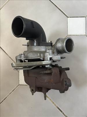 Toyota Avensis (T270) turbó 172010r080