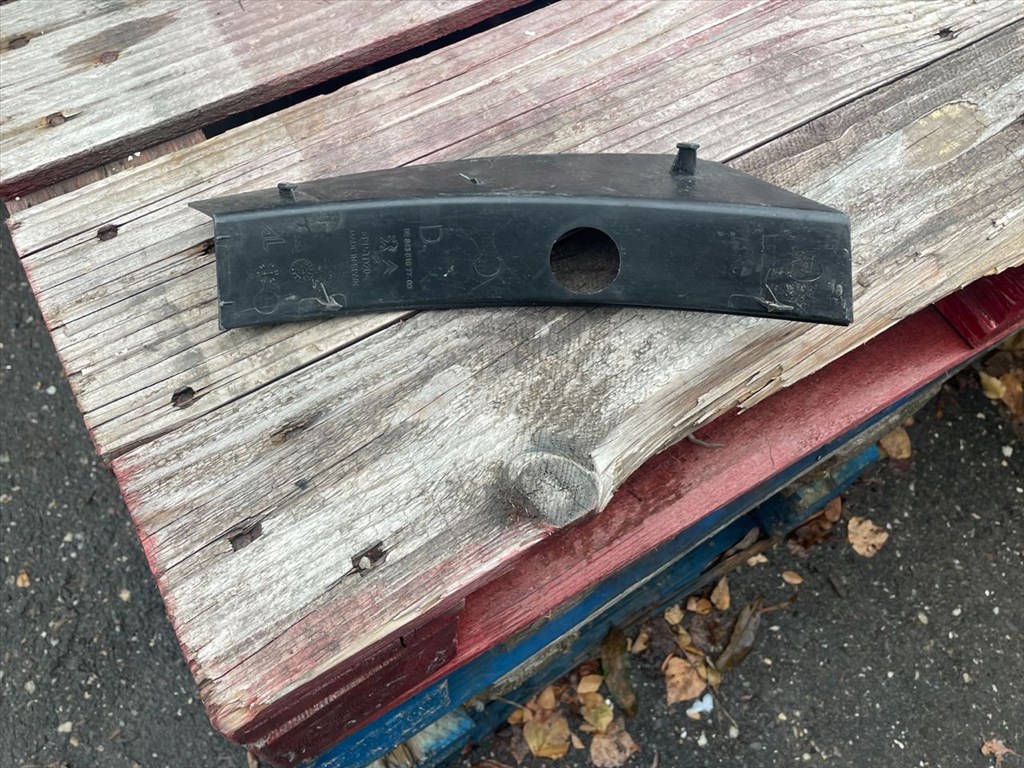 CITROËN C4 Picasso I UD_ Jobb hátsó Csomagtér Burkolat (Műanyag) 2. kép