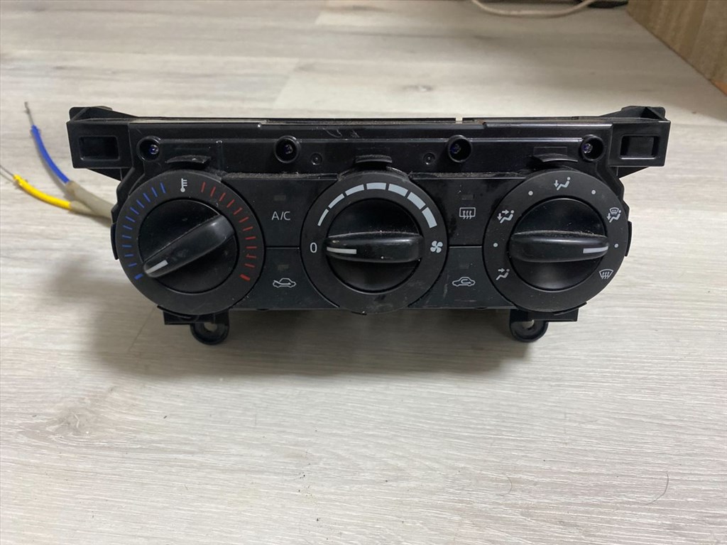 MAZDA 2 DL Fűtéskapcsoló (manuális klímás) 2. kép
