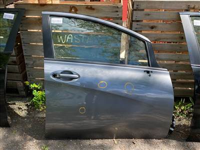 NISSAN NOTE  Jobb első Ajtó (Részeivel)