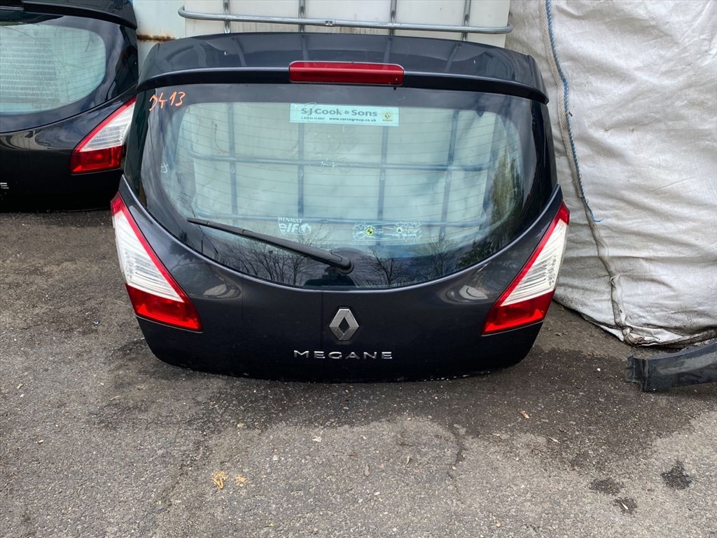 RENAULT MEGANE III Ferdehátú BZ0_ Csomagtérajtó (Részeivel) 003413 1. kép