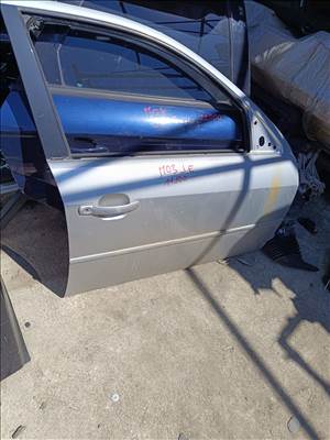 Ford Mondeo Mk3 Jobb első ajtó  mo3je