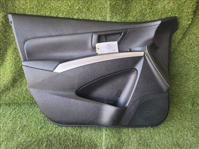 SUZUKI S-CROSS Bal első Ajtó Kárpit 8307861M16 8307861m16c8b