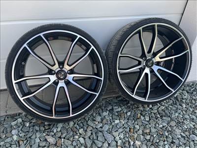  Axe Ex33 ,5x114.3 lyukosztású 22" újszerű alufelni gumival