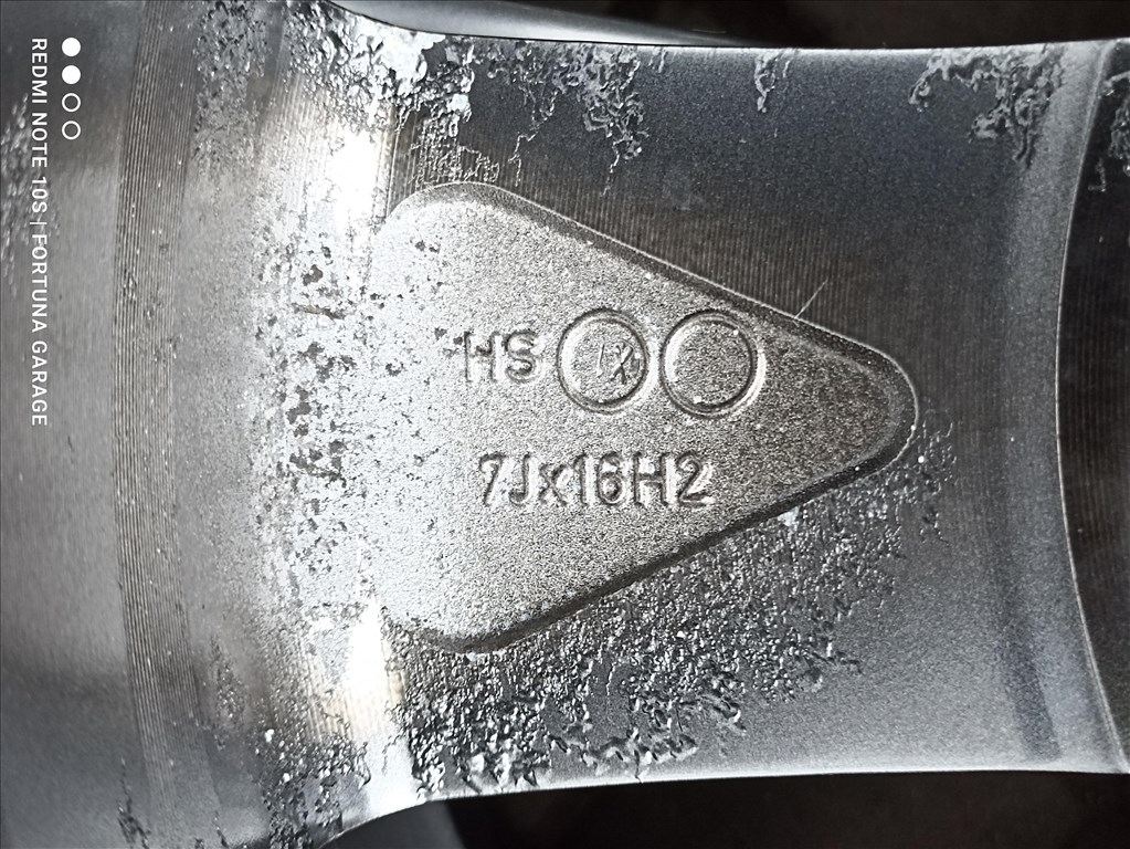 5x112 16" AEZ 'Wave' használt alufelni garnitúra 7. kép