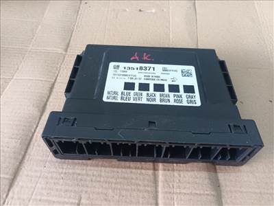 Opel Astra K Komfort Elektronika 9732 ,  13518371-bcm