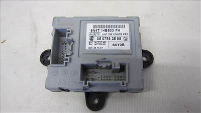 Ford Focus II MK2 2 Facelift Eladó  CC Cabrio jobb első ajtó vezérlő modul 