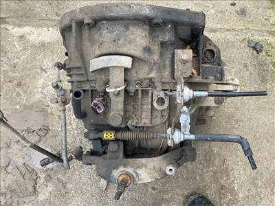 Opel Vivaro A, Renault Trafic II, Nissan Primastar manuális váltó  pk5369 8200739510