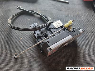 Opel Meriva B Bal hátsó Központizár Motor 5045 ,  13279836