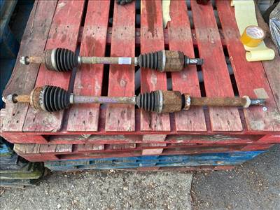 DACIA DUSTER  Jobb Féltengely