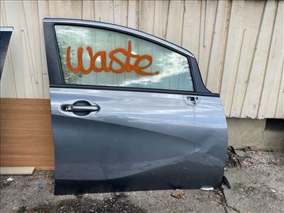 NISSAN NOTE  Jobb első Ajtó (Részeivel)
