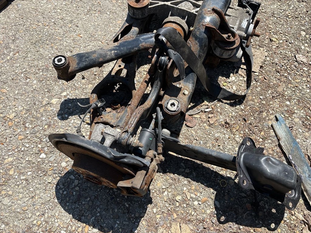 AUDI Q3 8U Hátsó Híd (Tárcsafékes) 017313 2. kép