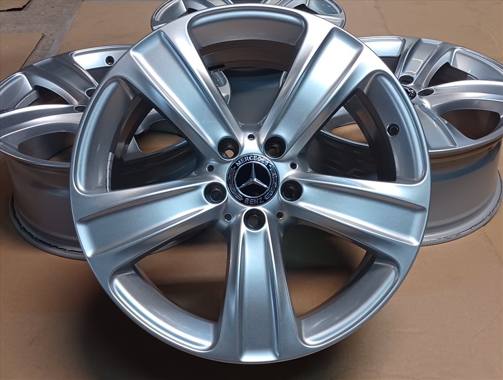  Gyári Mercedes W253 GLC alufelnik 5x112 8x18 ET38 4db 1. kép