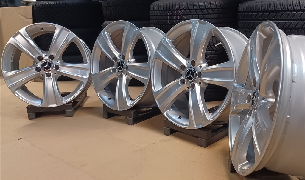  Gyári Mercedes W253 GLC alufelnik 5x112 8x18 ET38 4db 8. kép
