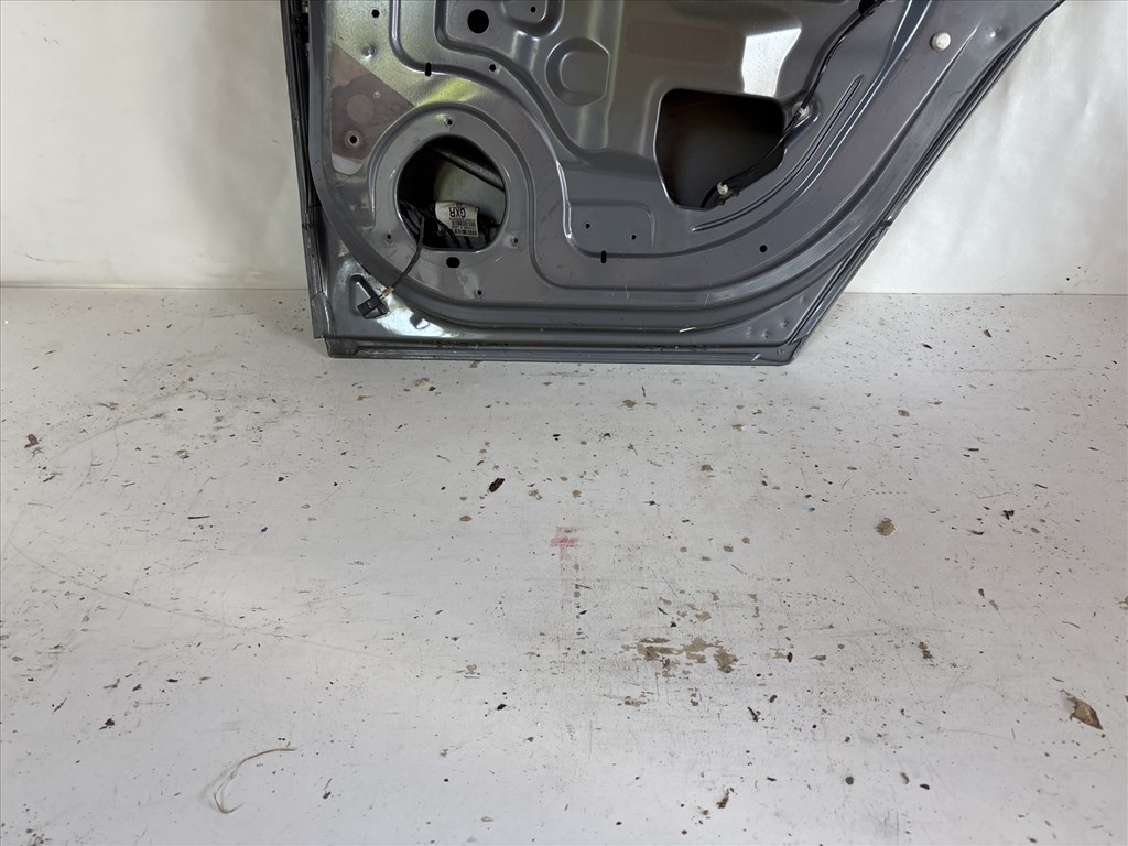 13297 Opel H astra Jobb hátsó Ajtó Grafit Z155 5 ajtós 6. kép