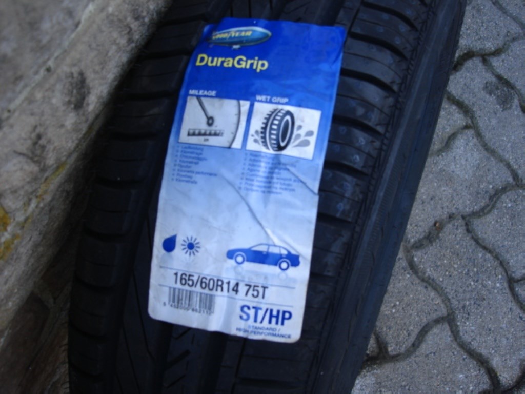 2db Nyári Gumi Goodyear 3. kép