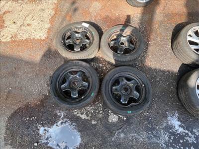 DACIA SANDERO II  Acélfelni Szett Gumival