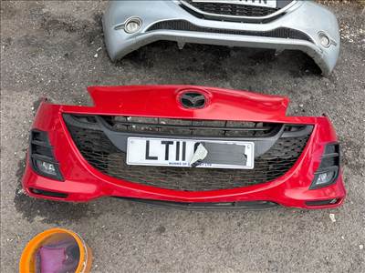 MAZDA 3 BL Első Lökhárító (Részeivel)