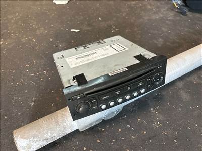 PEUGEOT 3008  Rádió / CD