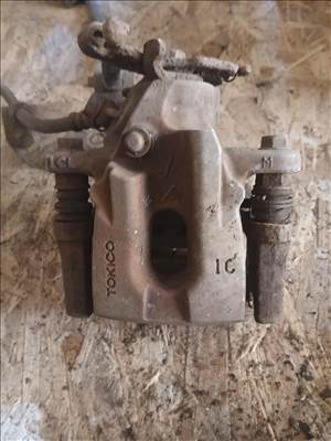 Lexus CT 200h bal hátsó féknyereg 