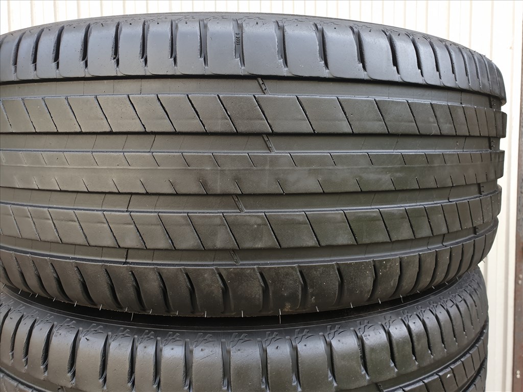  245/65 17 Michelin Latitude Sport 3 4. kép