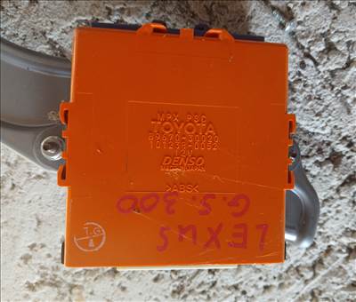 Lexus GS 300 ECU modul 89670-30020