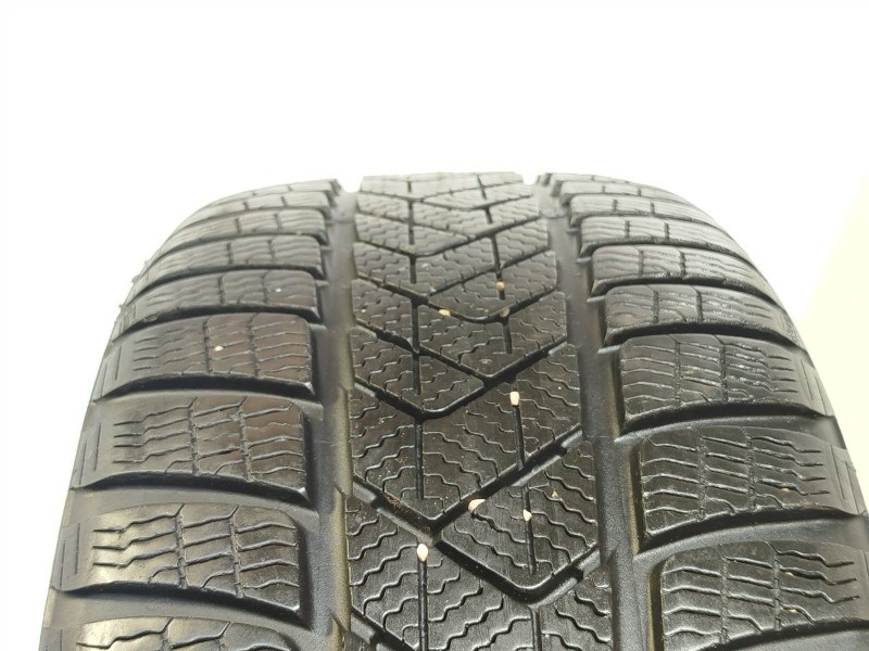 Pirelli Sottozero 3 225/45 R17  1. kép