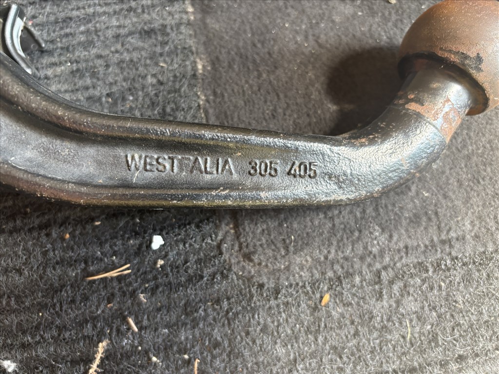 Passat B8, Octavia III, Superb III levehető vonóhorog fej westfalia 305405 4. kép