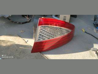 Ford Mondeo Mk4 FORD MONDEO IV Jobb Hátsó Lámpa