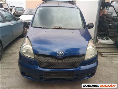 Toyota Yaris Verso ajtó, ajtózár, ablakemelő, kilincs 