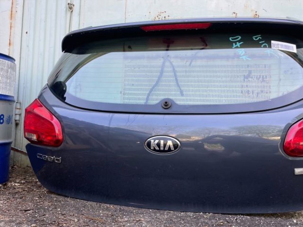 KIA CEED  Csomagtérajtó (Részeivel) 3. kép