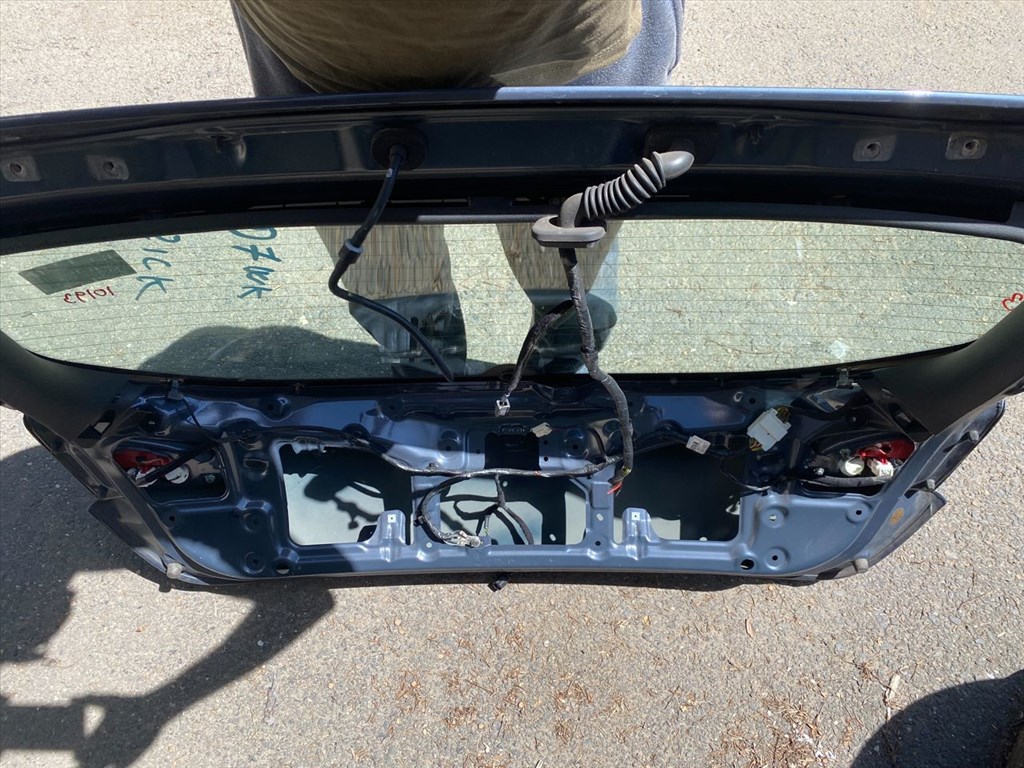 KIA CEED  Csomagtérajtó (Részeivel) 6. kép