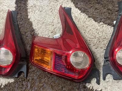 NISSAN JUKE F15 Bal Hátsó Lámpa