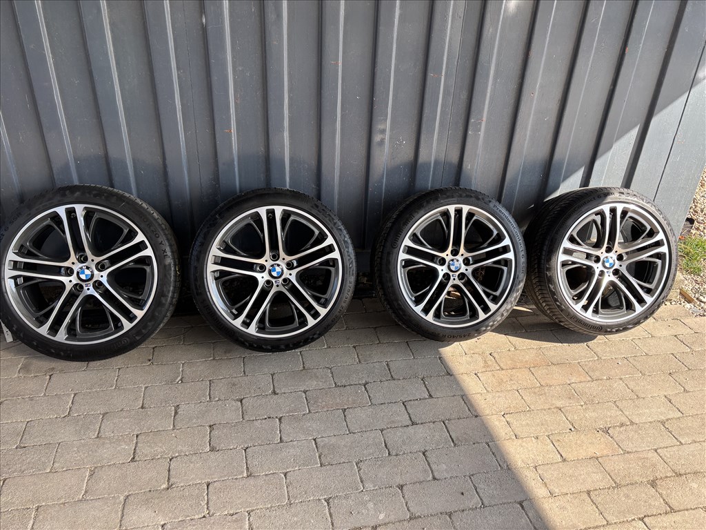 Eladó gyári BMW X4 style 310  változó méretű alufelni  nyári gumival. 1. kép