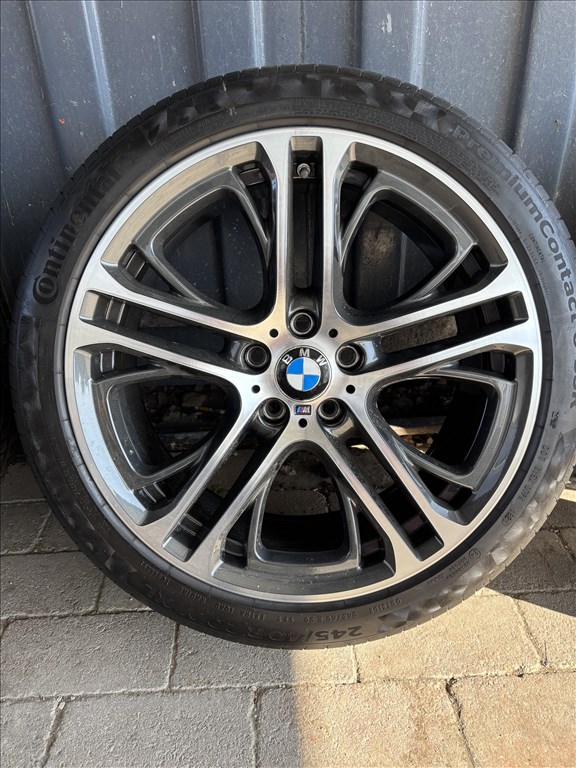 Eladó gyári BMW X4 style 310  változó méretű alufelni  nyári gumival. 4. kép