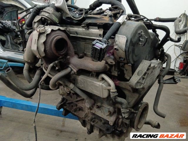 Volkswagen Caddy III 1.6 TDI Komplett Motor (Segédberendezésekkel)CAY 16953 cay0 11. kép
