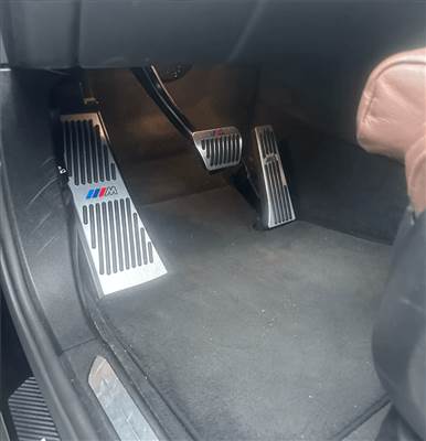 BMW 5 G30 - G31 M-es pedál szett - automata