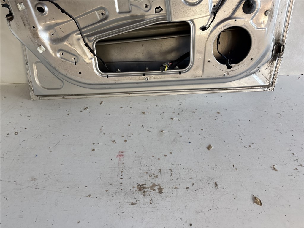 13219 Opel H astra Bal első Ajtó Ezüst Z157 6. kép