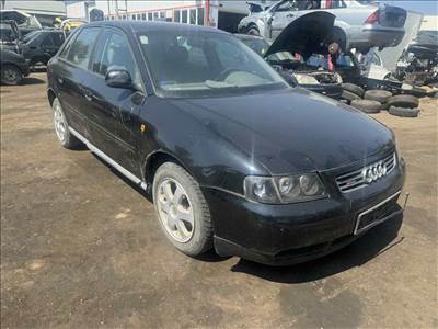 Audi A3 1.6 -APF-  bontott alkatrészei