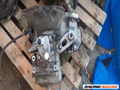 Opel Corsa D 1.4 Váltó F13 MW418 739 , 