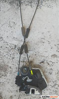 Lexus IS 250 jobb hátsó ajtózár szerkezet 