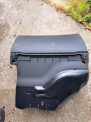 Audi A4 (B6/B7) kesztyűtartó 