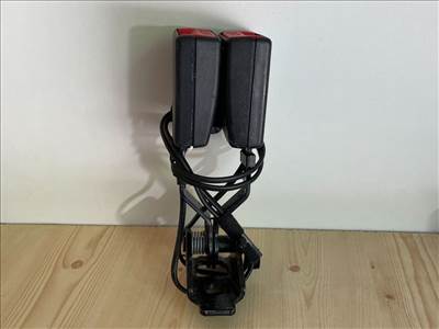 CITROËN C5 III RD_ Hátsó középső Biztonsági Öv Csat