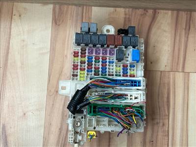 HONDA JAZZ III GE Biztosítéktábla Utastér